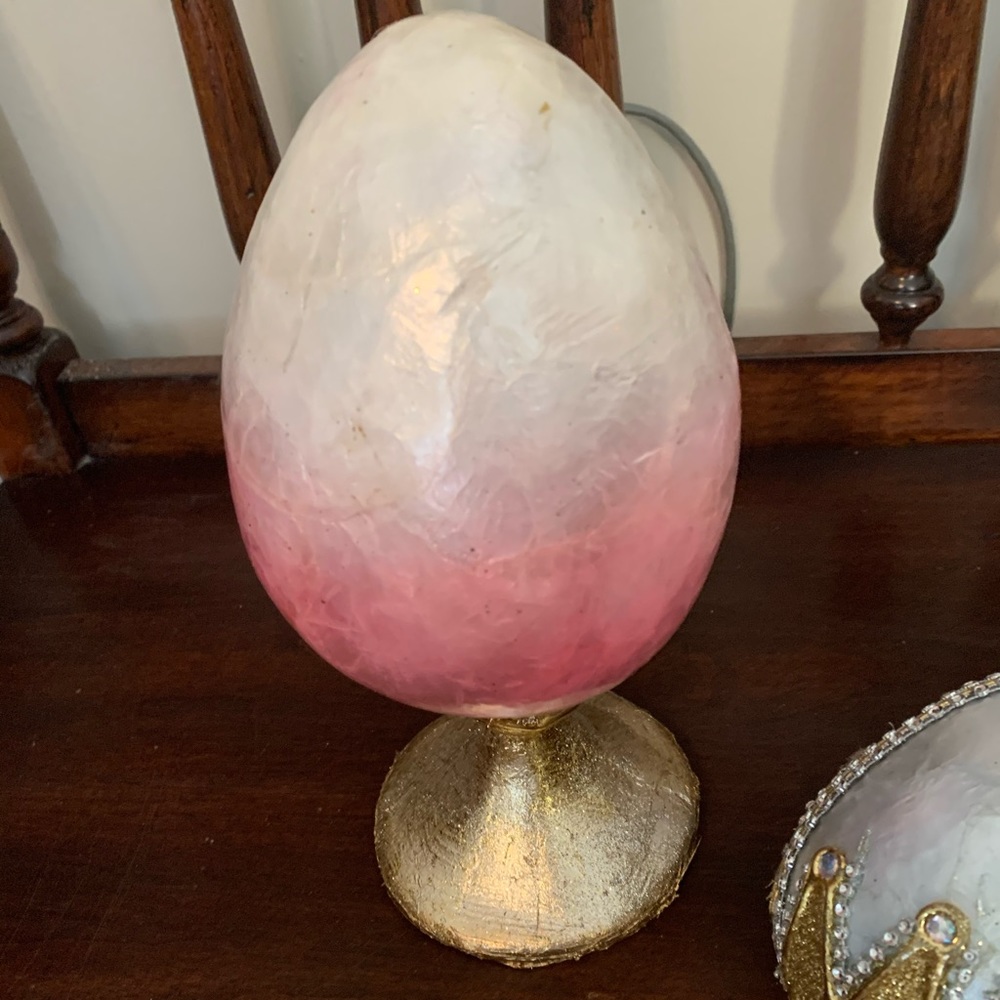 Pier 1 Capiz Pedestal Egg